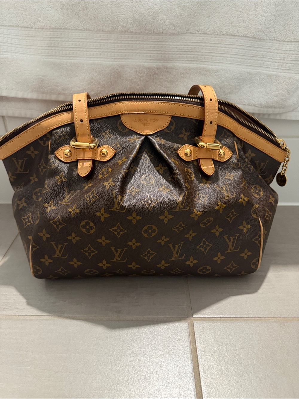 Louis Vuitton Brown Tivoli GM Women’s Shoulder Bag